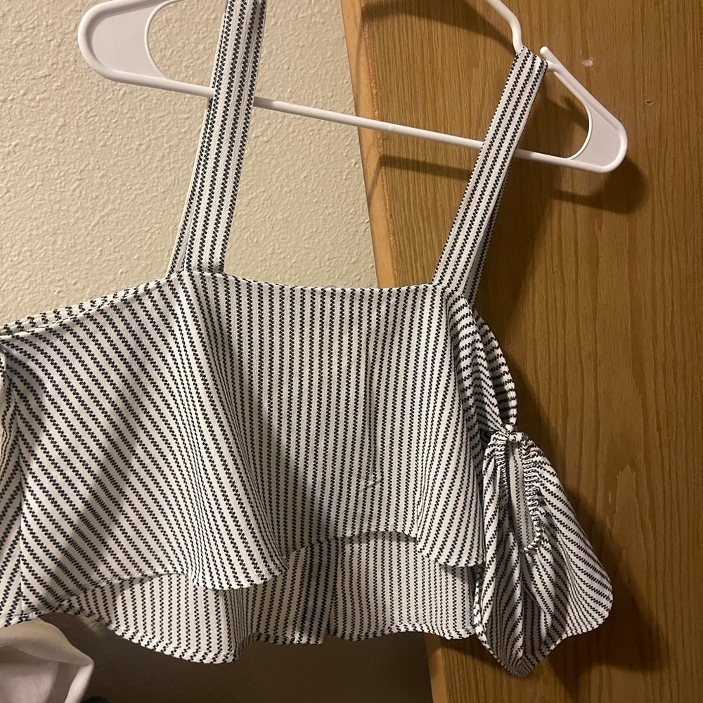 Leith Button Front Cropped Tank - image 3